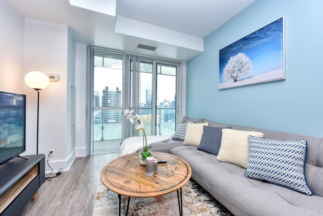 Blue Jays Aparment Apartment Toronto Bagian luar foto