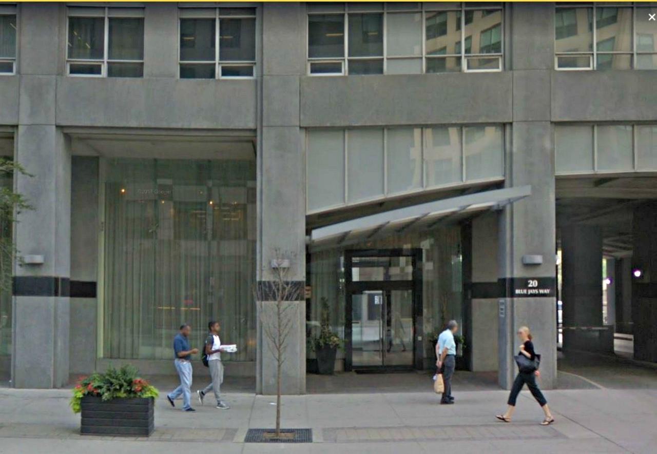 Blue Jays Aparment Apartment Toronto Bagian luar foto